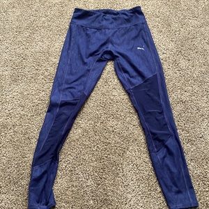 Puma athletic leggings size small with mesh cutouts